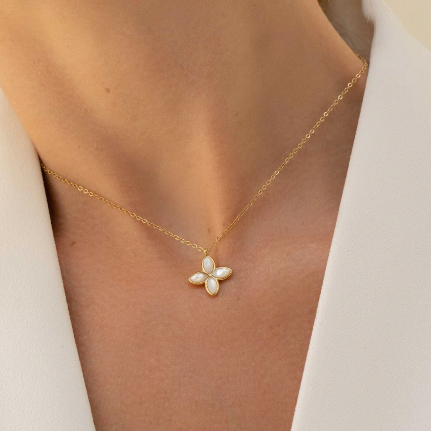 Collier Flora